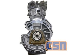 Engine from a Land Rover Range Rover Evoque (LVJ/LVS) 2.0 Si4 240 16V 2024