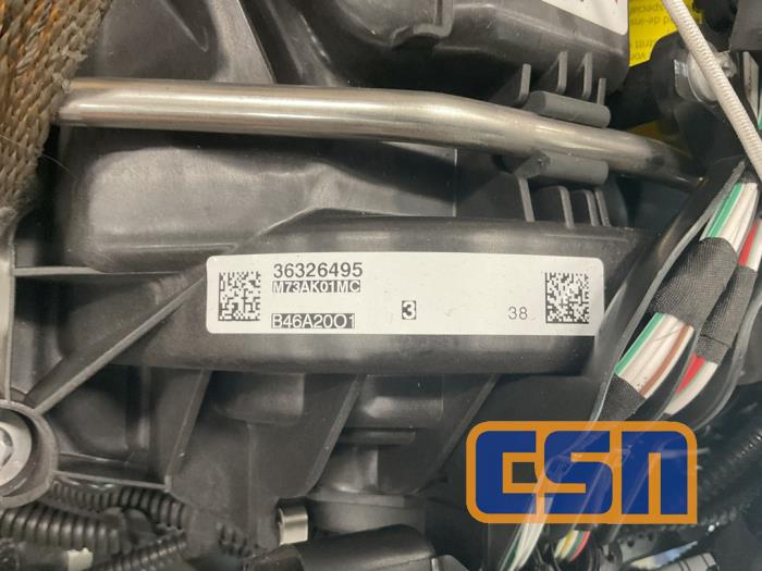 Engine from a MINI Mini (F56) 2.0 16V John Cooper Works 2021