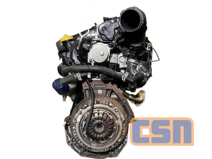 Motor van een Renault Clio IV Estate/Grandtour (7R) 1.5 Energy dCi 90 FAP 2014