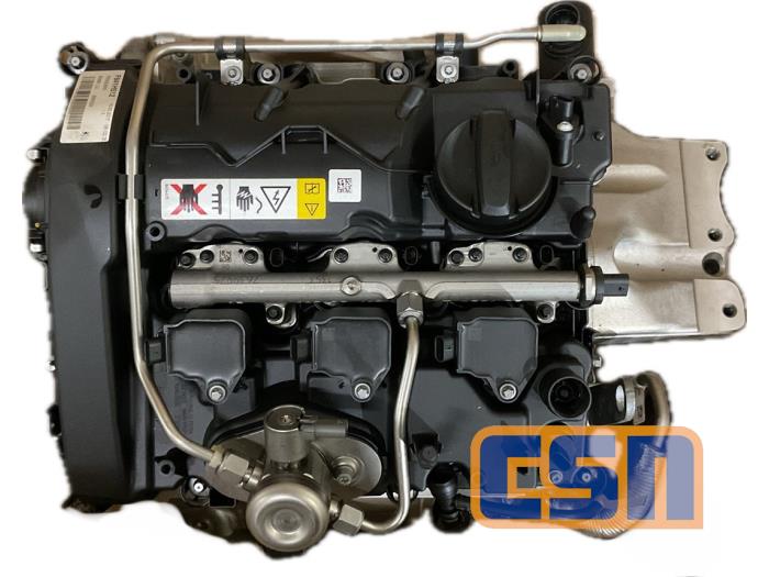 Motor van een MINI Mini Convertible (F57) 1.5 12V Cooper 2017