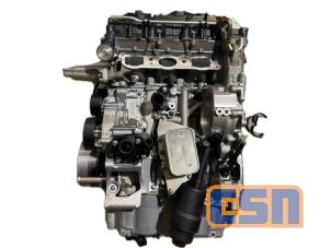 Motor van een MINI Mini Convertible (F57) 1.5 12V Cooper 2017