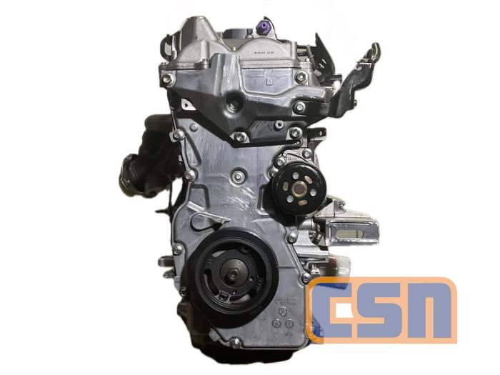 Engine from a Renault Express 1.6 SCE 110 16V 2016