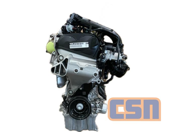 Engine from a Seat Ibiza V (KJB) 1.0 TGI 12V 2022