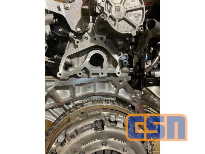 Engine from a Renault Megane IV Estate (RFBK) 1.0 TCE 2025