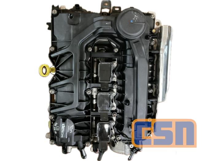 Engine from a Opel Astra K Sports Tourer 1.2 Turbo 12V 2021