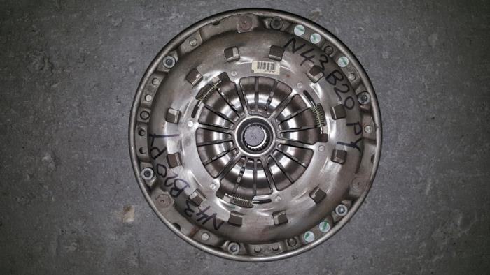 Used Flywheel BMW 1-Serie Price € 121,00 Inclusive VAT offered by AKAS Automaterialen