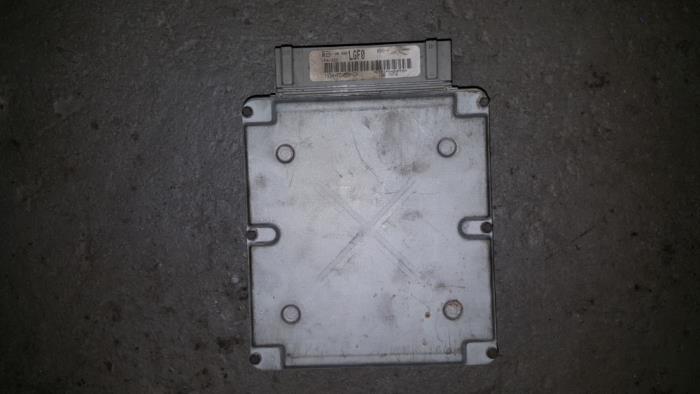 Used Engine management computer Ford Fiesta Price € 36,30 Inclusive VAT offered by AKAS Automaterialen