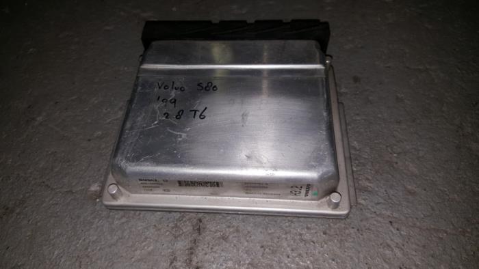 Used Engine management computer Volvo S80 Price € 60,50 Inclusive VAT offered by AKAS Automaterialen