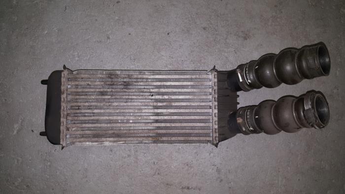 Usagé Intercooler Citroen Jumpy Prix € 36,30 Prix TTC proposé par AKAS Automaterialen