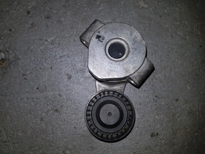 Usados Tensor correa múltiple Ford Transit Precio € 36,30 IVA incluido ofrecido por AKAS Automaterialen