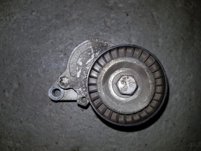 Usados Tensor correa múltiple Opel Insignia Precio € 30,25 IVA incluido ofrecido por AKAS Automaterialen