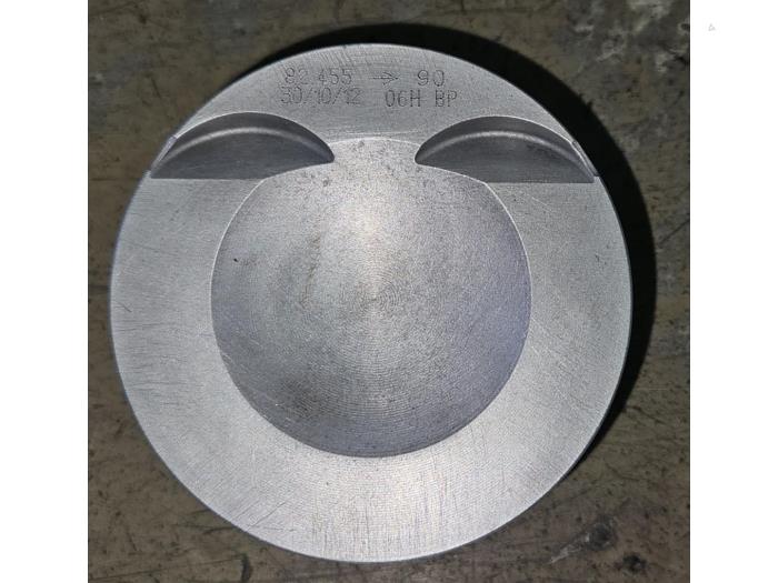 Used Piston Audi Q3 Price € 90,75 Inclusive VAT offered by AKAS Automaterialen