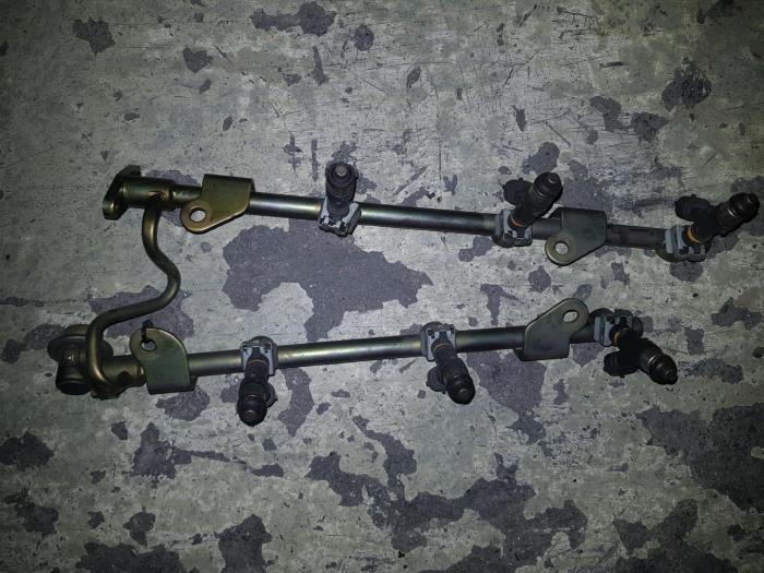 Usagé Système d'injection Citroen BX Prix € 60,50 Prix TTC proposé par AKAS Automaterialen