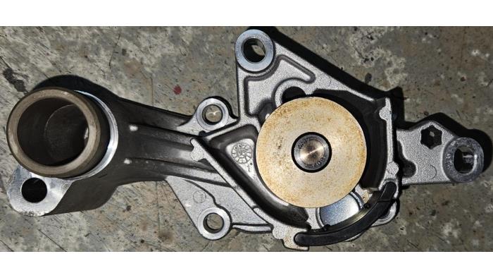 Begagnade Vattenpump Ford C-Max Pris € 36,30 Inklusive moms erbjuds av AKAS Automaterialen