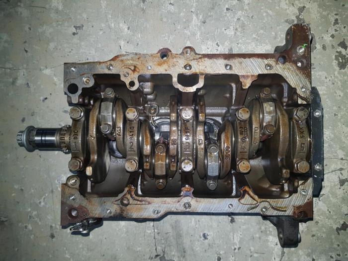 Overhauled Engine crankcase Volkswagen Golf Price € 605,00 Inclusive VAT offered by AKAS Automaterialen