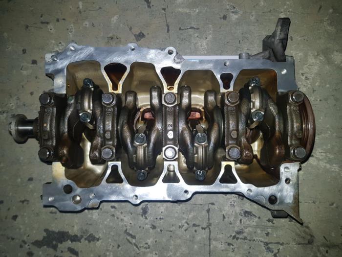 Used Engine crankcase Toyota Verso Price € 181,50 Inclusive VAT offered by AKAS Automaterialen