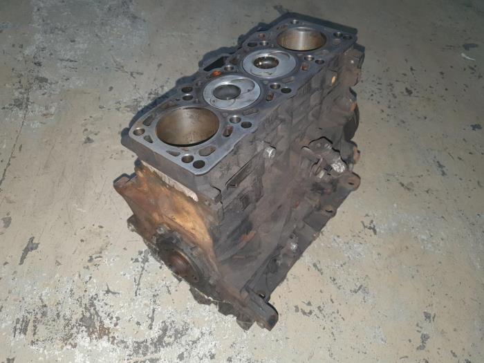 Used Engine crankcase Volkswagen Bestel Price € 242,00 Inclusive VAT offered by AKAS Automaterialen