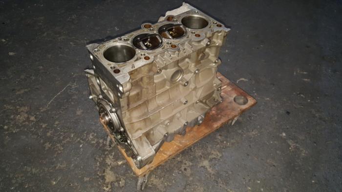 Used Engine crankcase Seat Leon Price € 181,50 Inclusive VAT offered by AKAS Automaterialen