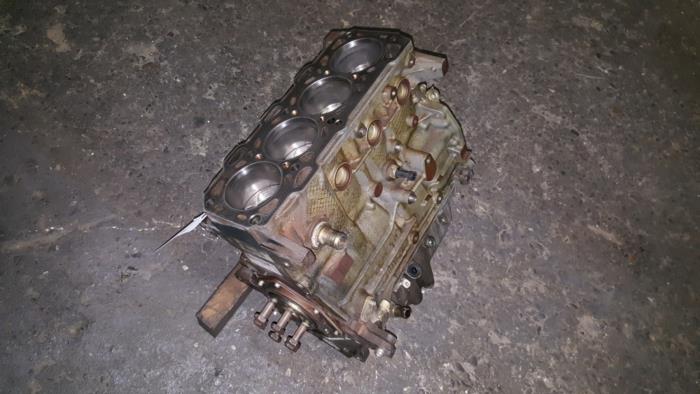 Used Engine crankcase Alfa Romeo 156 Price € 121,00 Inclusive VAT offered by AKAS Automaterialen