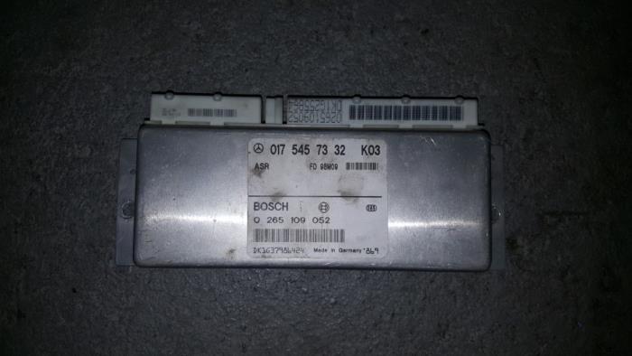 Used ASR computer Mercedes C-Klasse Price € 36,30 Inclusive VAT offered by AKAS Automaterialen