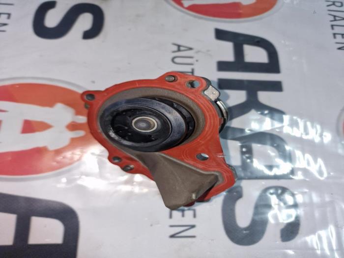 Usagé Pompe à eau Opel Corsa Prix € 60,50 Prix TTC proposé par AKAS Automaterialen