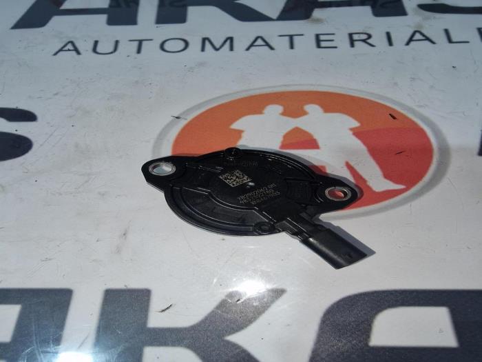 Gebrauchte Nockenwelle Sensor Peugeot 5008 Preis € 60,50 Mit Mehrwertsteuer angeboten von AKAS Automaterialen