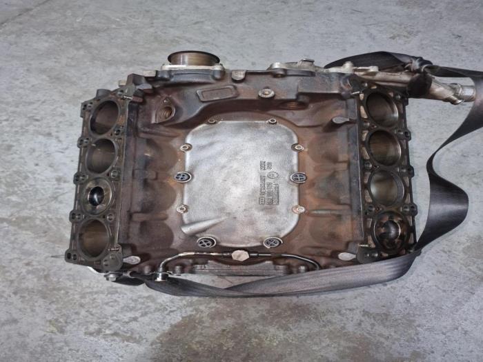 Used Engine crankcase Audi A8 Price € 847,00 Inclusive VAT offered by AKAS Automaterialen