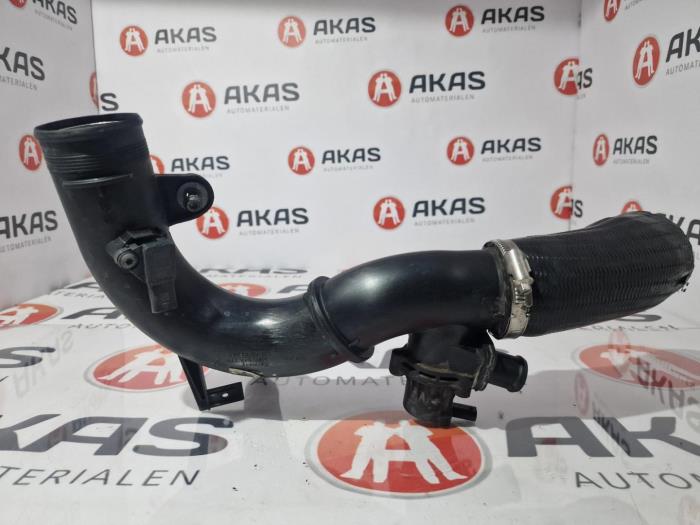 Usagé Tuyau intercooler Volkswagen Golf Prix € 60,50 Prix TTC proposé par AKAS Automaterialen