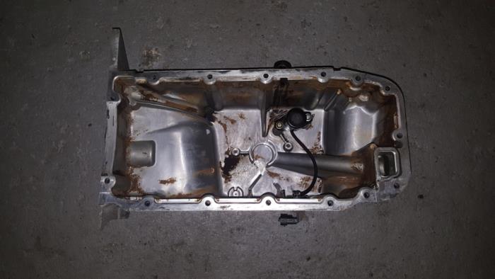 Gebrauchte Ölwanne Citroen BX Preis € 60,50 Mit Mehrwertsteuer angeboten von AKAS Automaterialen (acceptatie)