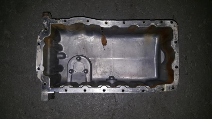 Gebrauchte Ölwanne Citroen BX Preis € 48,40 Mit Mehrwertsteuer angeboten von AKAS Automaterialen (acceptatie)