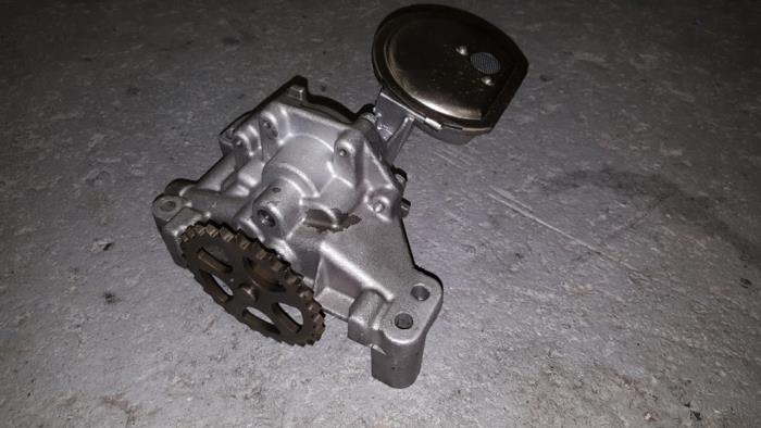 Gebrauchte Ölpumpe Citroen BX Preis € 48,40 Mit Mehrwertsteuer angeboten von AKAS Automaterialen (acceptatie)