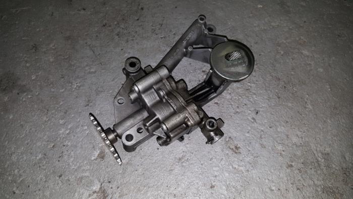Używane Pompa oleju Citroen BX Cena € 60,50 Z VAT oferowane przez AKAS Automaterialen (acceptatie)