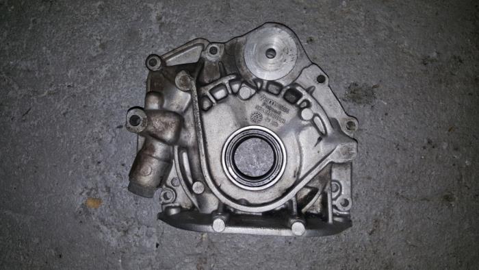 Gebrauchte Ölpumpe Citroen BX Preis € 60,50 Mit Mehrwertsteuer angeboten von AKAS Automaterialen (acceptatie)