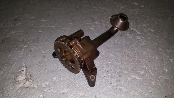 Gebrauchte Ölpumpe Citroen BX Preis € 48,40 Mit Mehrwertsteuer angeboten von AKAS Automaterialen (acceptatie)