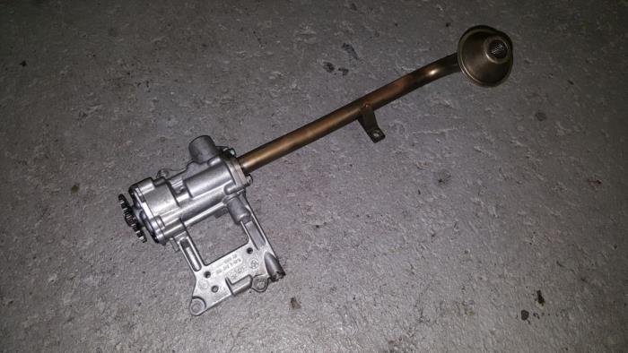 Używane Pompa oleju Citroen BX Cena € 48,40 Z VAT oferowane przez AKAS Automaterialen (acceptatie)