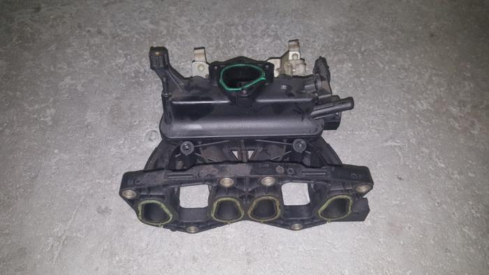 Begagnade Insugsrör Citroen BX Pris € 36,30 Inklusive moms erbjuds av AKAS Automaterialen (acceptatie)