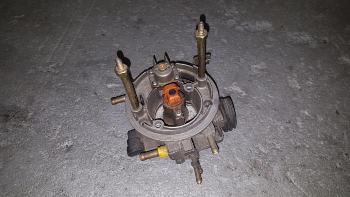 Usagé Boitier papillon Citroen BX Prix € 24,20 Prix TTC proposé par AKAS Automaterialen (acceptatie)