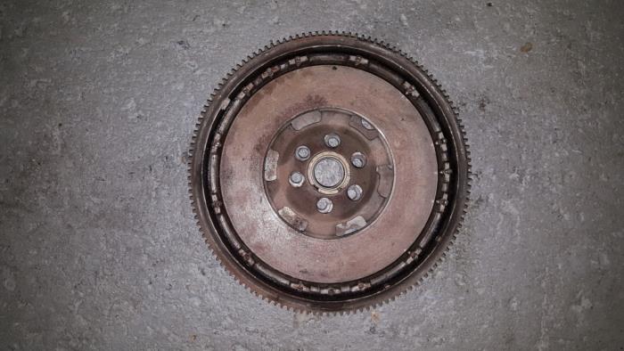 Gebrauchte Schwungrad Citroen BX Preis € 60,50 Mit Mehrwertsteuer angeboten von AKAS Automaterialen (acceptatie)