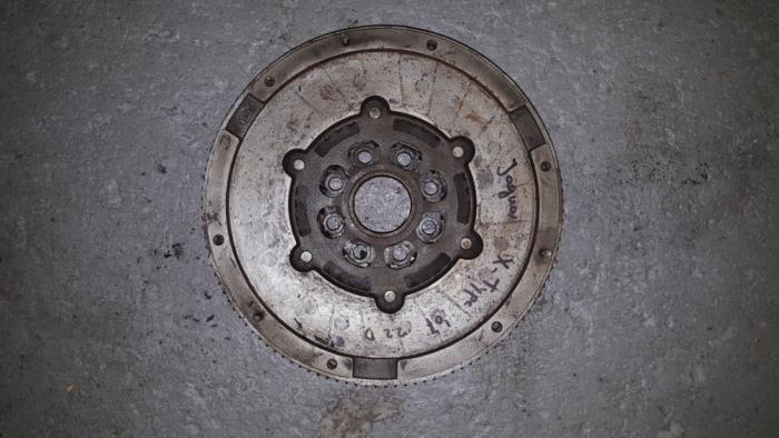 Gebrauchte Schwungrad Citroen BX Preis € 60,50 Mit Mehrwertsteuer angeboten von AKAS Automaterialen (acceptatie)