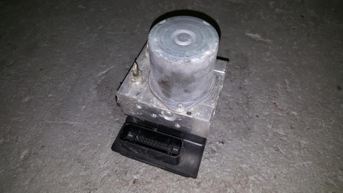Usagé Bloc ABS Citroen BX Prix € 30,25 Prix TTC proposé par AKAS Automaterialen (acceptatie)