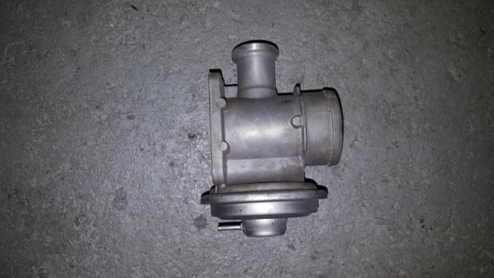 Gebrauchte AGR Ventil Citroen BX Preis € 24,20 Mit Mehrwertsteuer angeboten von AKAS Automaterialen (acceptatie)