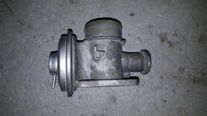 Gebrauchte AGR Ventil Citroen BX Preis € 24,20 Mit Mehrwertsteuer angeboten von AKAS Automaterialen (acceptatie)
