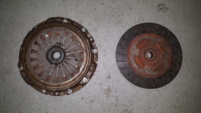 Gebrauchte Schwungrad Citroen BX Preis € 36,30 Mit Mehrwertsteuer angeboten von AKAS Automaterialen (acceptatie)