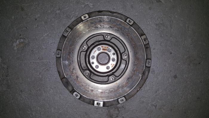 Gebrauchte Schwungrad Citroen BX Preis € 121,00 Mit Mehrwertsteuer angeboten von AKAS Automaterialen (acceptatie)