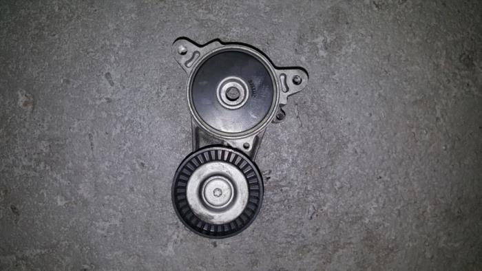 Gebrauchte Spanrolle multiriem Citroen BX Preis € 42,35 Mit Mehrwertsteuer angeboten von AKAS Automaterialen (acceptatie)