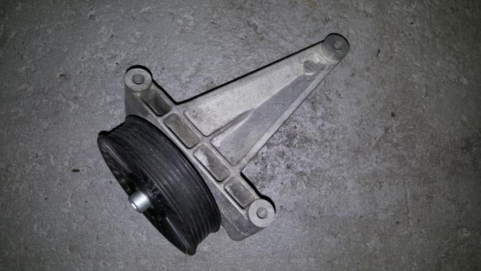 Gebrauchte Spanrolle multiriem Citroen BX Preis € 42,35 Mit Mehrwertsteuer angeboten von AKAS Automaterialen (acceptatie)