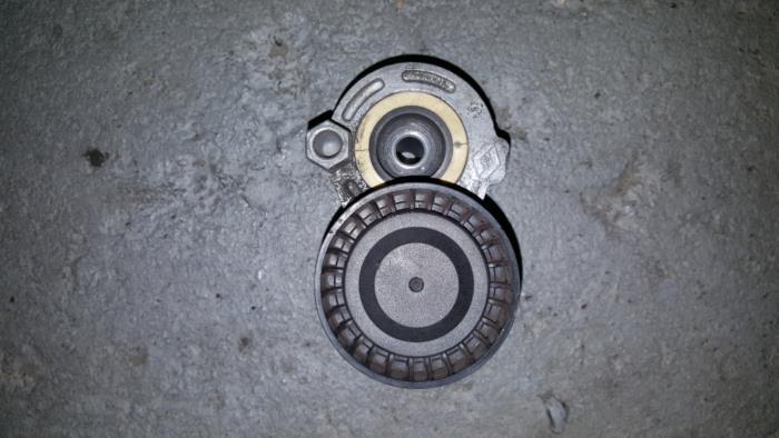 Gebrauchte Spanrolle multiriem Citroen BX Preis € 36,30 Mit Mehrwertsteuer angeboten von AKAS Automaterialen (acceptatie)