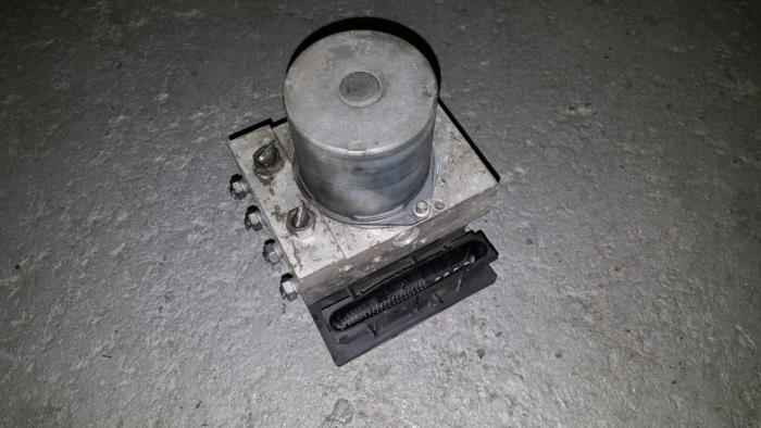 Usagé Bloc ABS Citroen BX Prix € 90,75 Prix TTC proposé par AKAS Automaterialen (acceptatie)