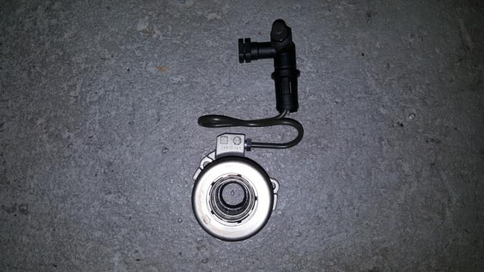 Begagnade Trycklager Citroen BX Pris € 42,35 Inklusive moms erbjuds av AKAS Automaterialen (acceptatie)