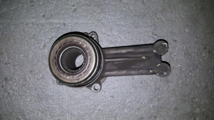 Begagnade Trycklager Citroen BX Pris € 24,20 Inklusive moms erbjuds av AKAS Automaterialen (acceptatie)